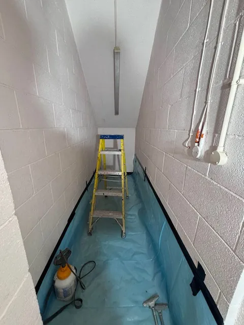 HSE-licensed asbestos gasket strip-out in SW1